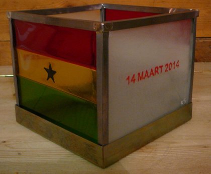 Multicultureel glas-in-lood windlicht Nederland - Ghana